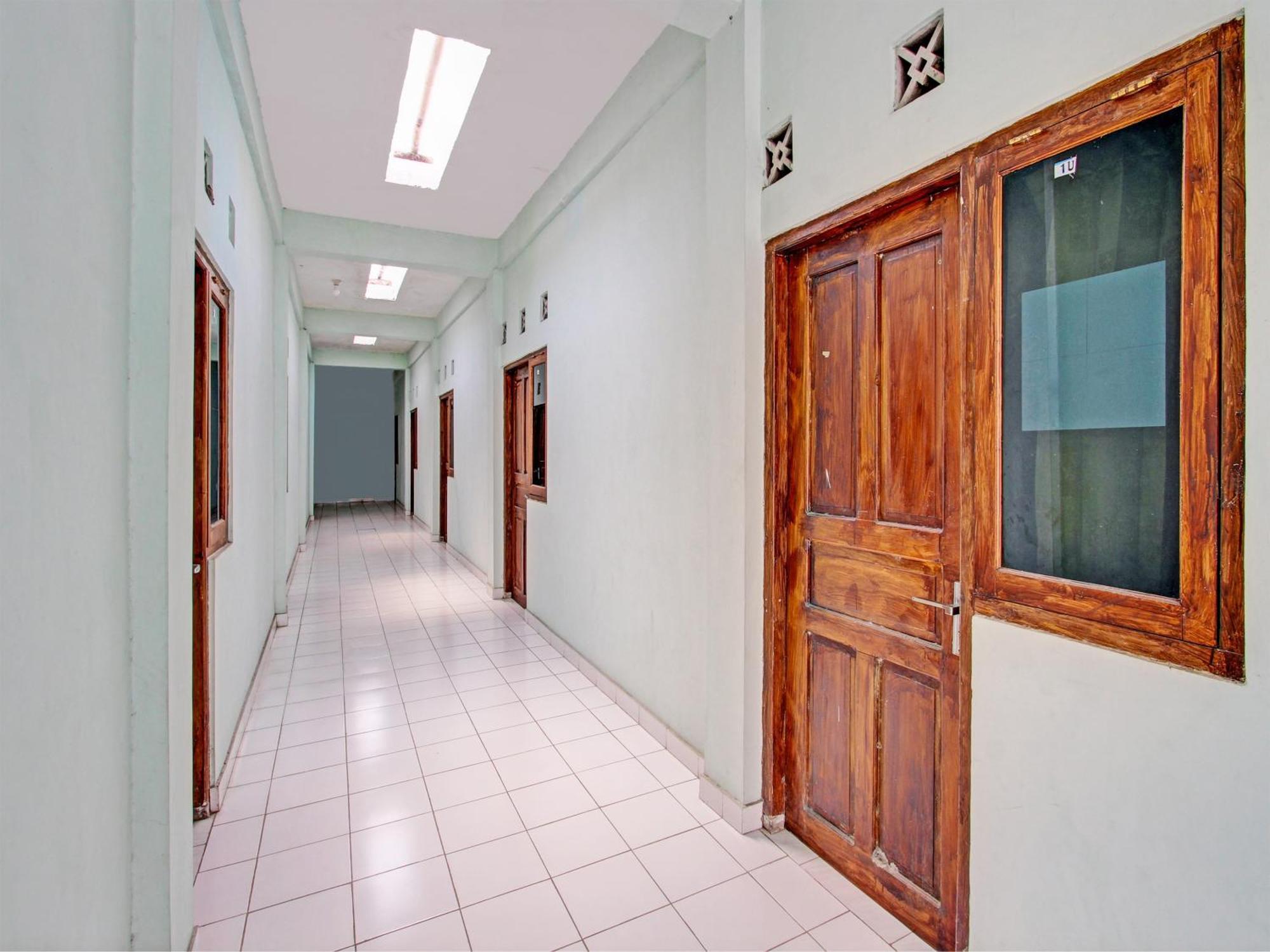 Spot On 93020 Rumah Singgah Ganjuran Bantul Eksteriør billede